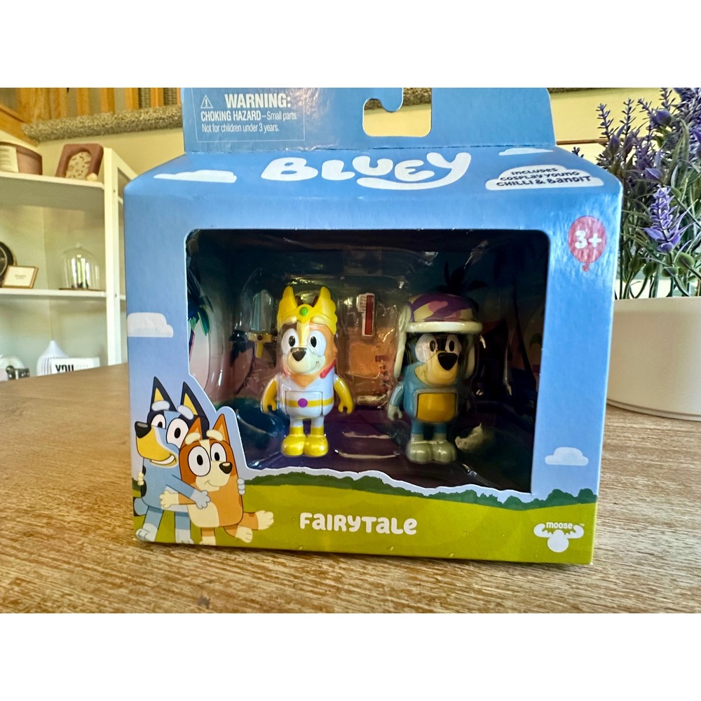 Bluey Fairytale 2-Pack Figure Set Young Chilli and Bandit Moose Toys New